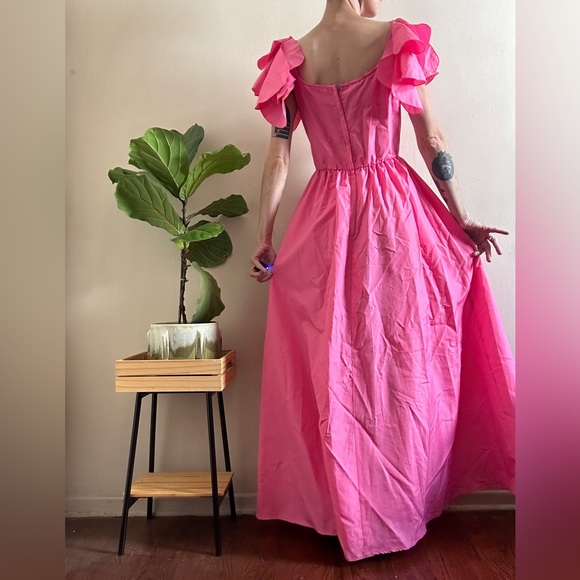 Vintage Pink Gown - Picture 2 of 13